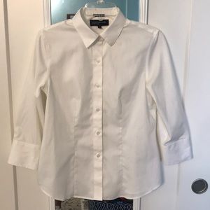 ⭐️ 3/4 sleeve white button down